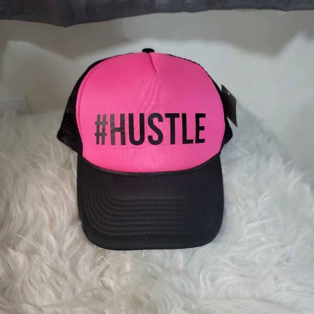 🤍 NWT Pink and Black #HUSTLE Trucker Hat